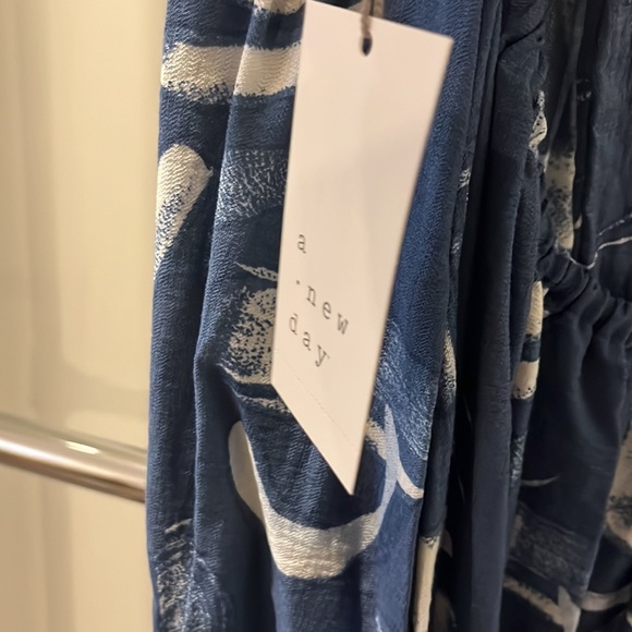 NWT blue tie back midi dress - Picture 7 of 9